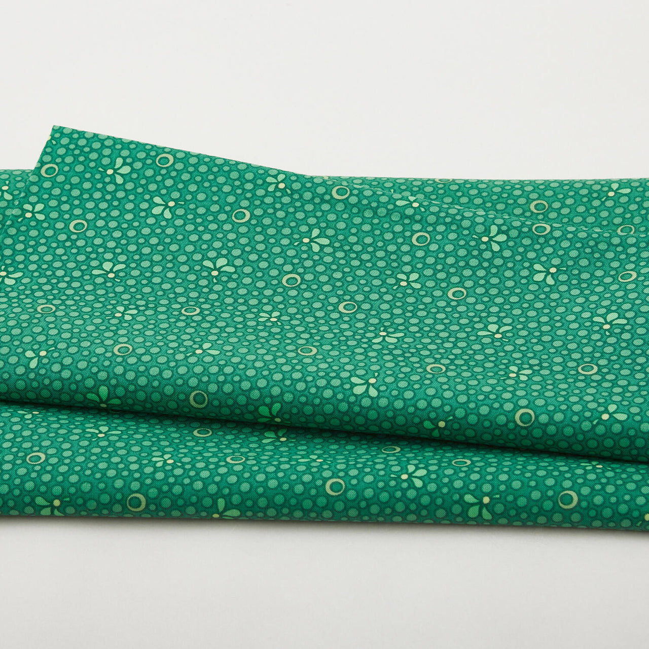 Peace on Earth - Dots Forest 2 Yard Cut