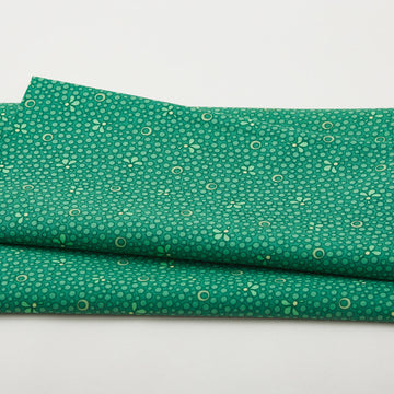 Peace on Earth - Dots Forest 2 Yard Cut
