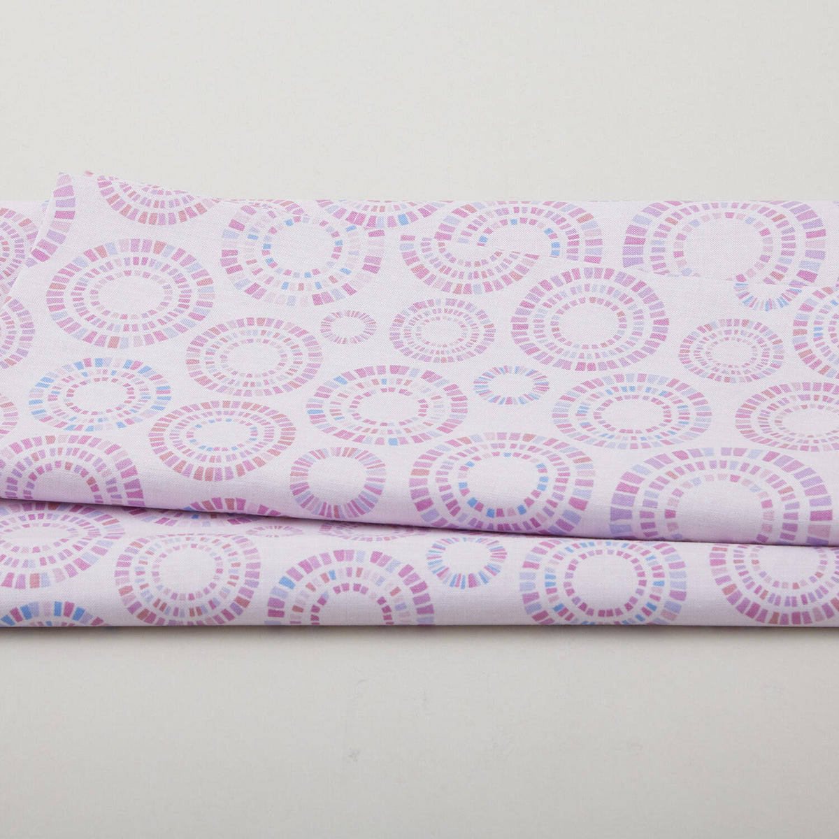 Traffic Circle - Lavender 2 Yard Cut