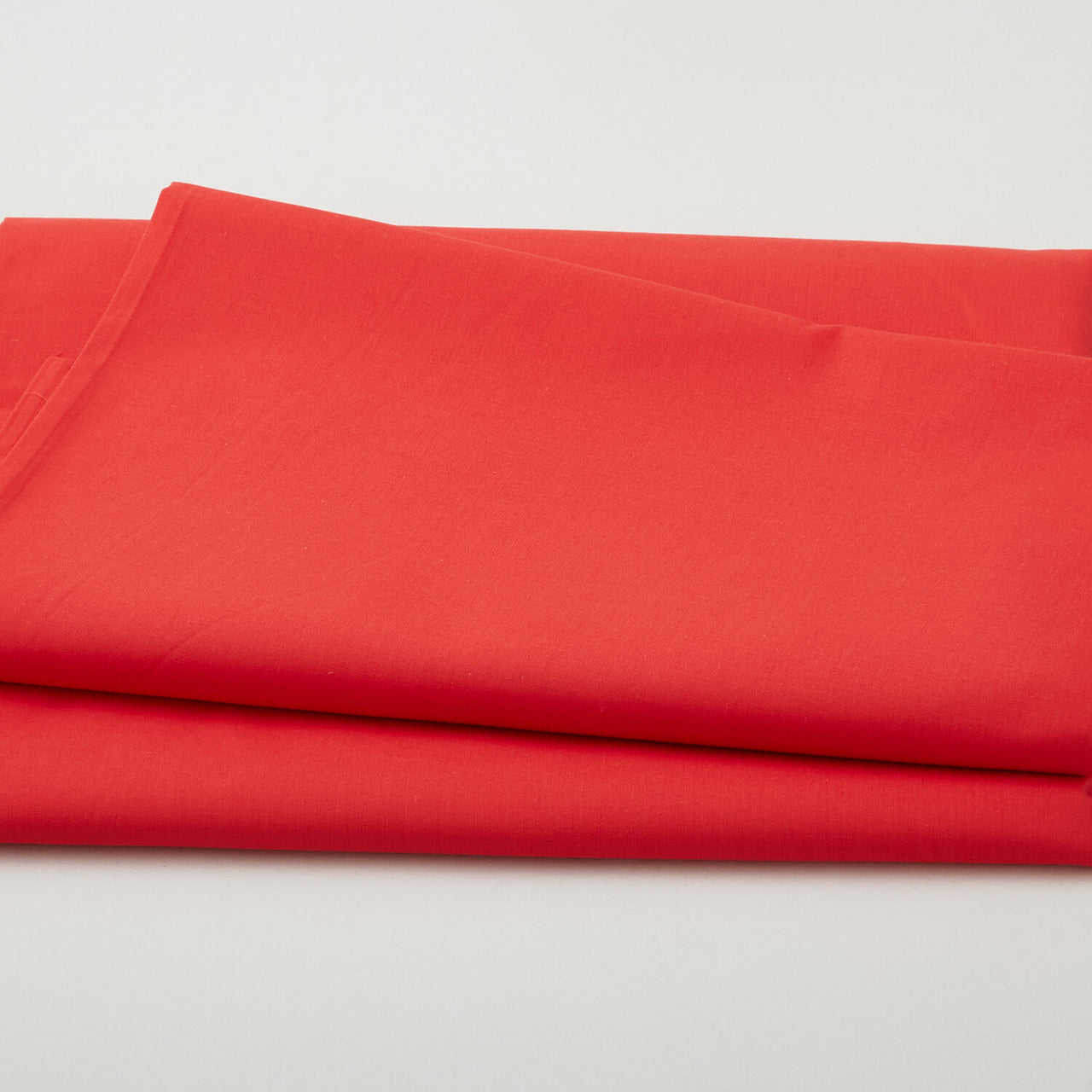 Superior Solids 108" Tomato Red 3 Yard Cut