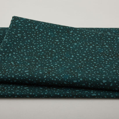 Quilter's Coordinates - Speckle Dots Dark Green 3 Yard Cut