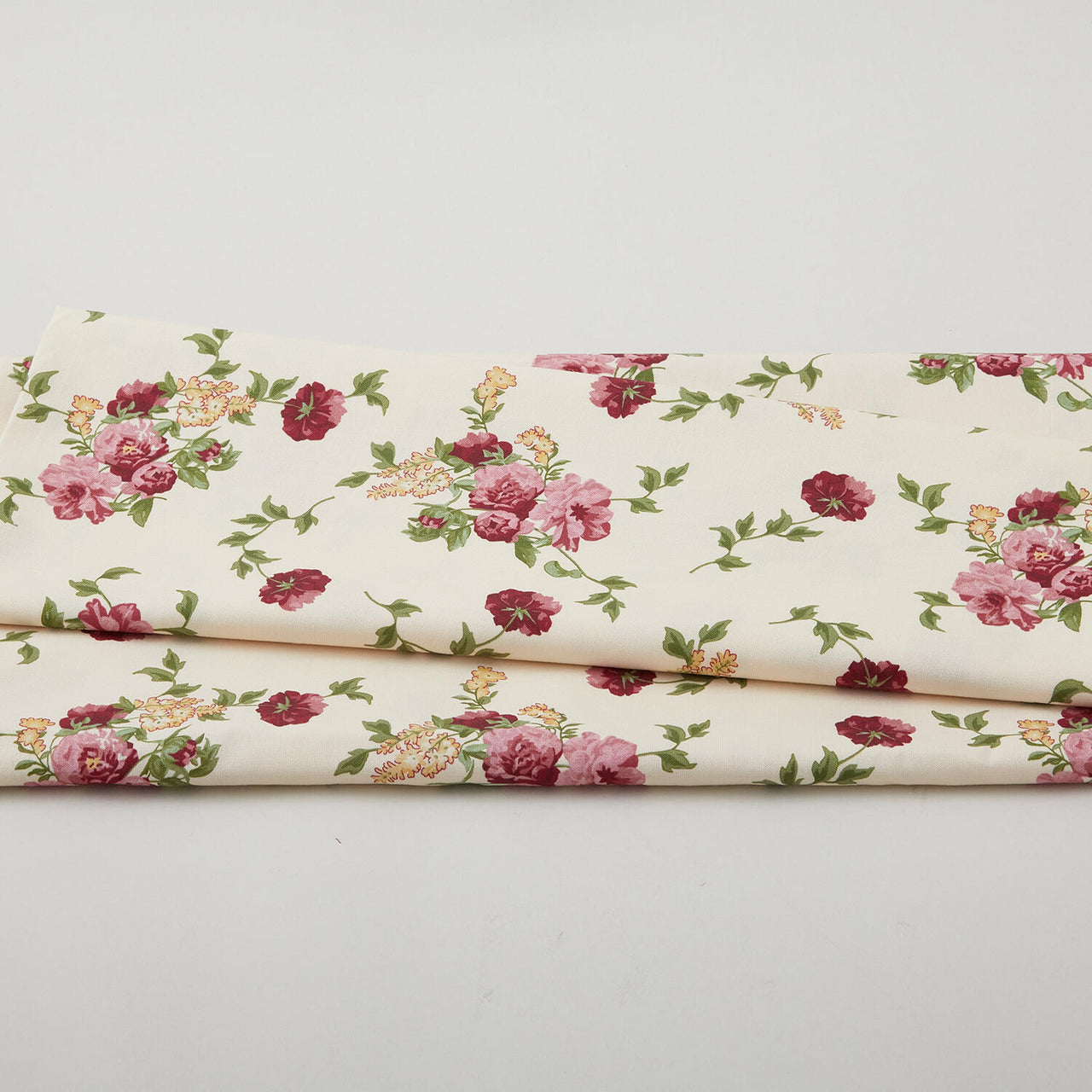 Floral Fling Garden - Large Floral Cream 2 Yard Cut