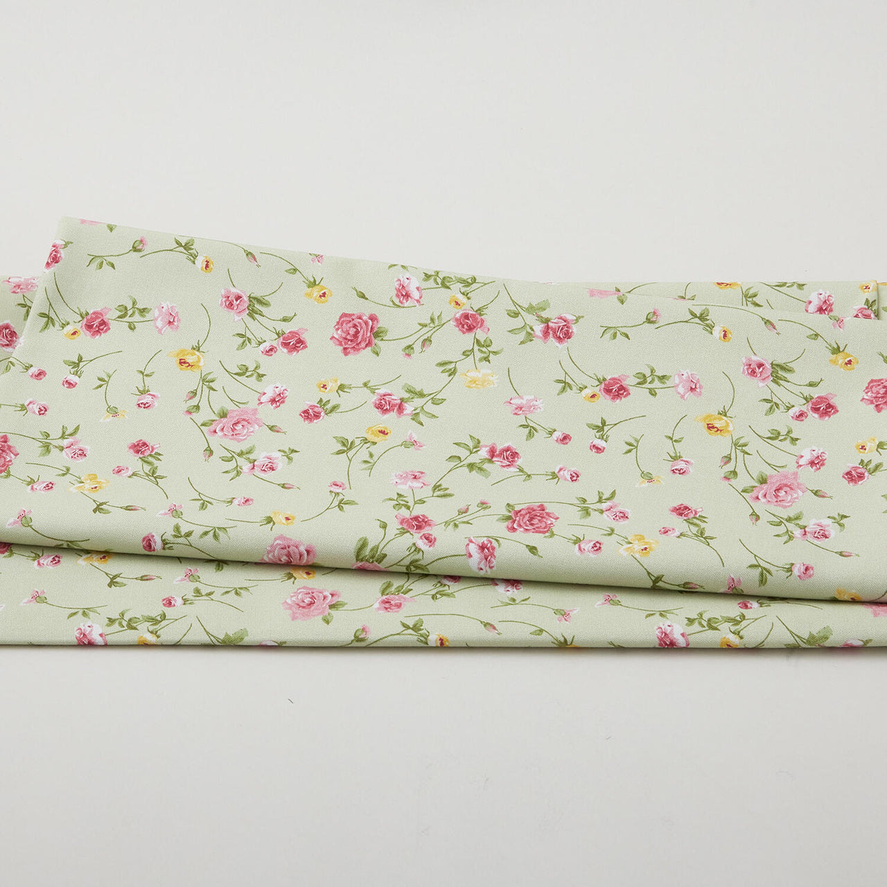 Floral Fling Garden - Small Floral Green 2 Yard Cut