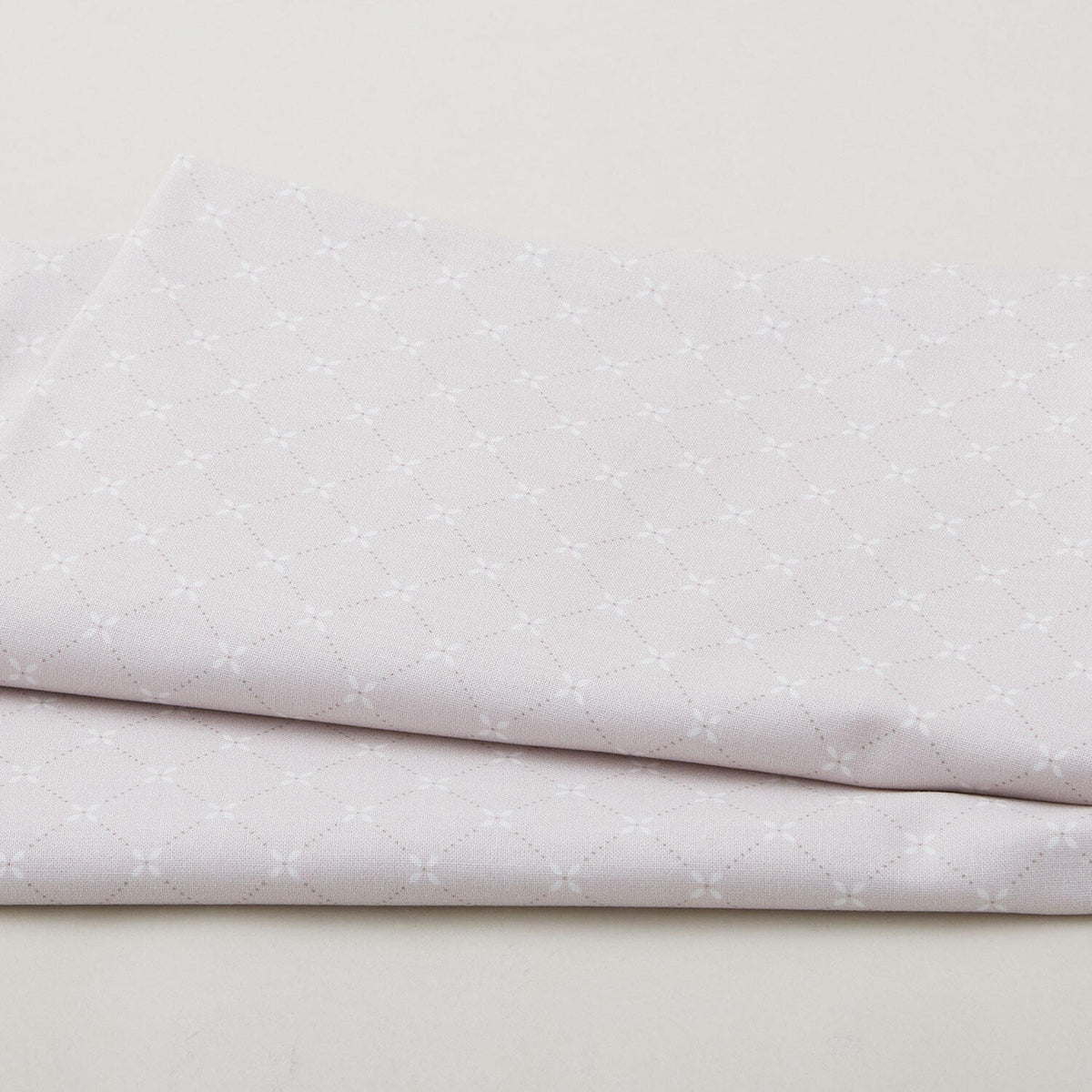 Sugar Dreams - Argyle With Flower Gray 2 Yard Cut