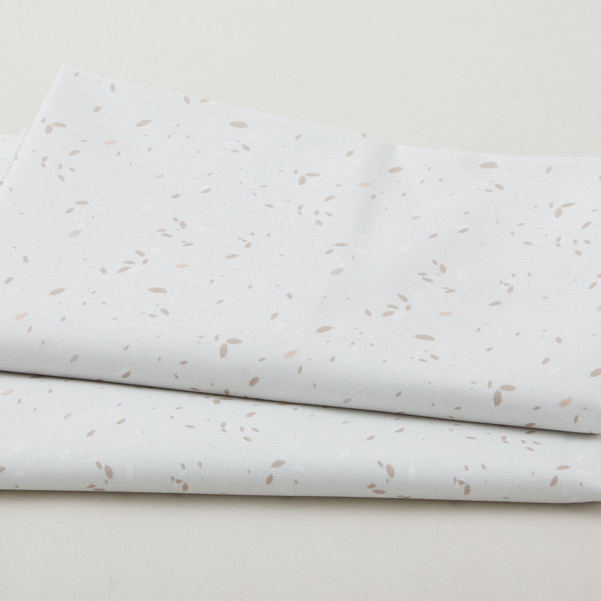 Sugar Dreams - Abstract Leaves Mist 2 Yard Cut