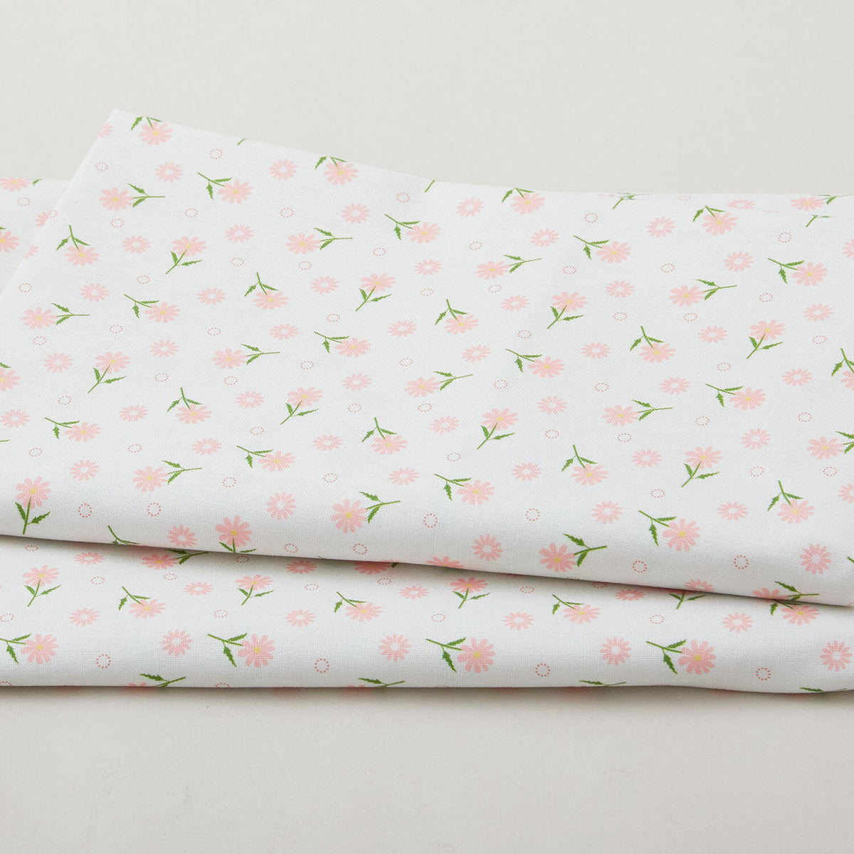 The Bright Side - Daises With Circles Of Dots White 2 Yard Cut