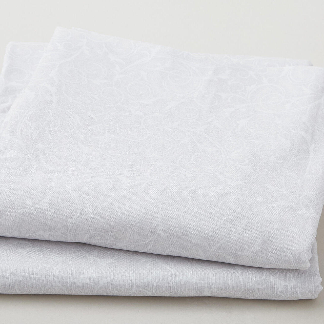 Swirls & Twirls 108" - Swirls Soft Gray 3 Yard Cut
