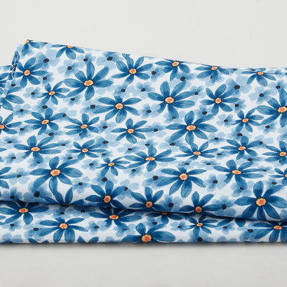 Whispering Garden Favorites - Ditsy Daisy White 2 Yard Cut
