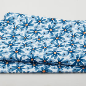 Whispering Garden Favorites - Ditsy Daisy White 2 Yard Cut