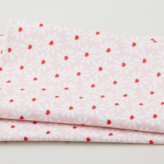 Garden of Love Favorites - Heart Flowers Pink 2 Yard Cut