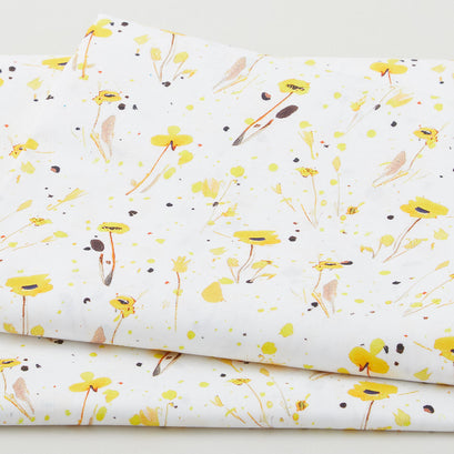 Beez & Honey Favorites - Floral Sprigs White 2 Yard Cut