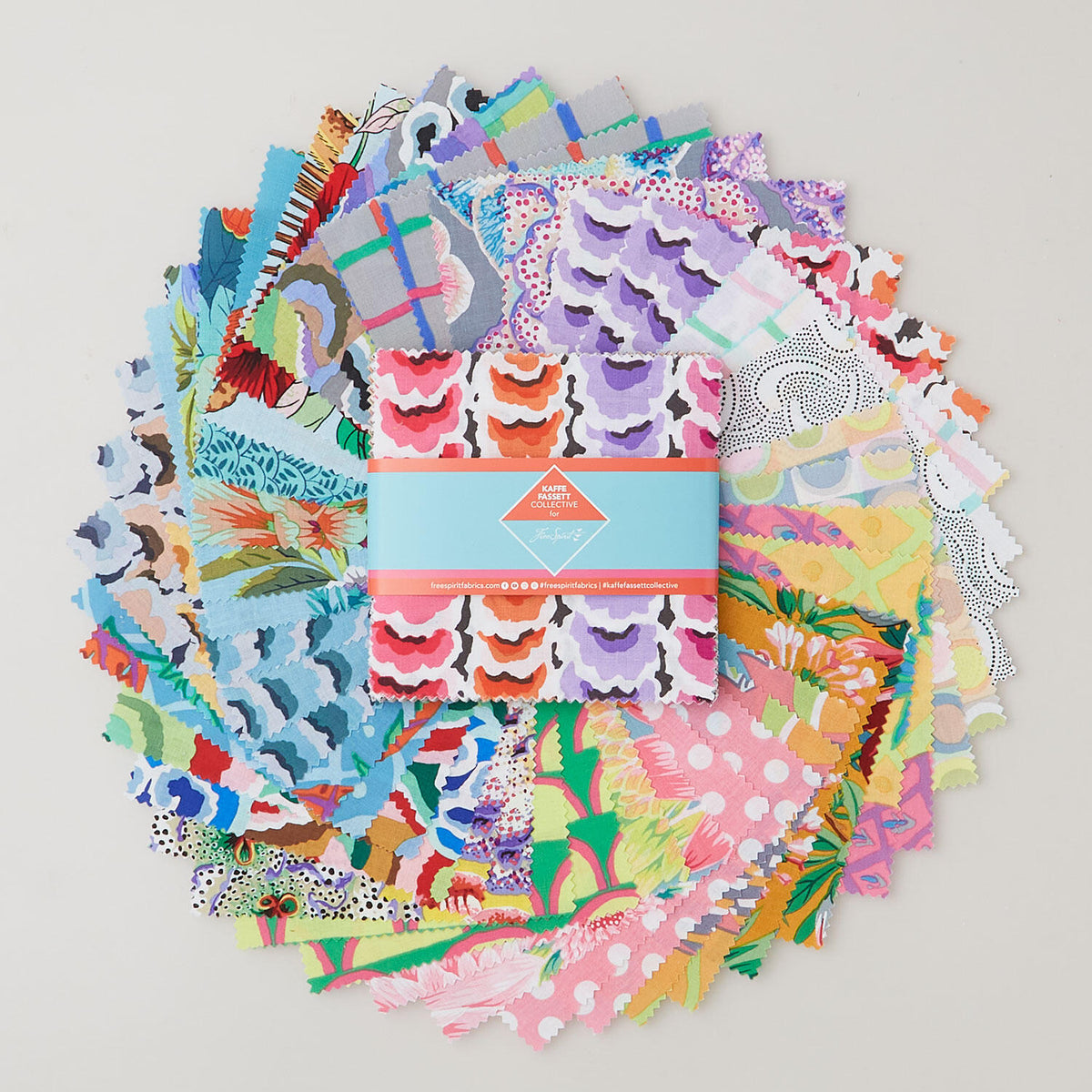 Kaffe Fassett Collective - August 2026 Soft Colorway Charm Pack