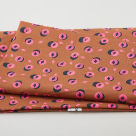 Passion Flower - Keys Toffee 2 Yard Cut