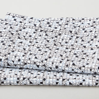Black and White Musical - Sonata White 2 Yard Cut