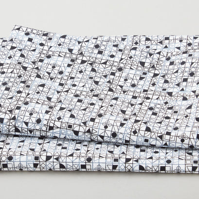Black and White Musical - Sonata White 2 Yard Cut