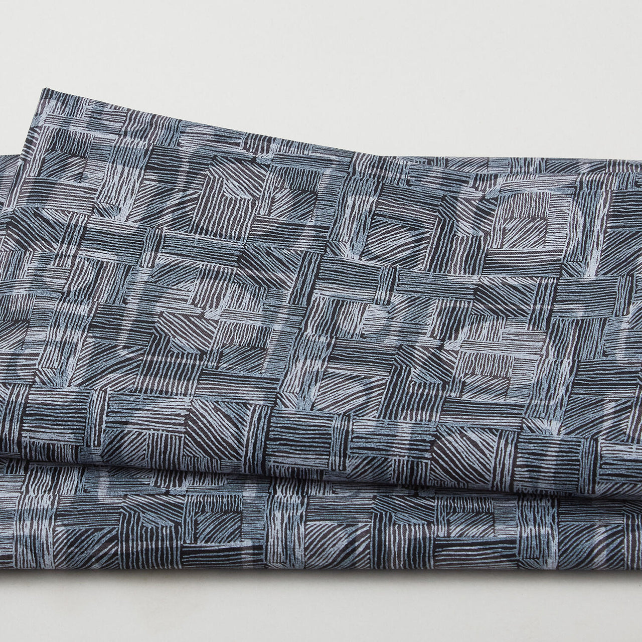 Black and White Musical - Prima Black 2 Yard Cut