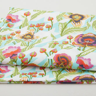Untamed - Pupply Love Moonbeam 2 Yard Cut