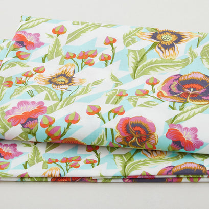 Untamed - Pupply Love Moonbeam 2 Yard Cut