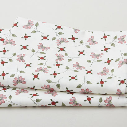 Pocket Full Of Posies - Tossed Flowers And Buds Cream 2 Yard Cut