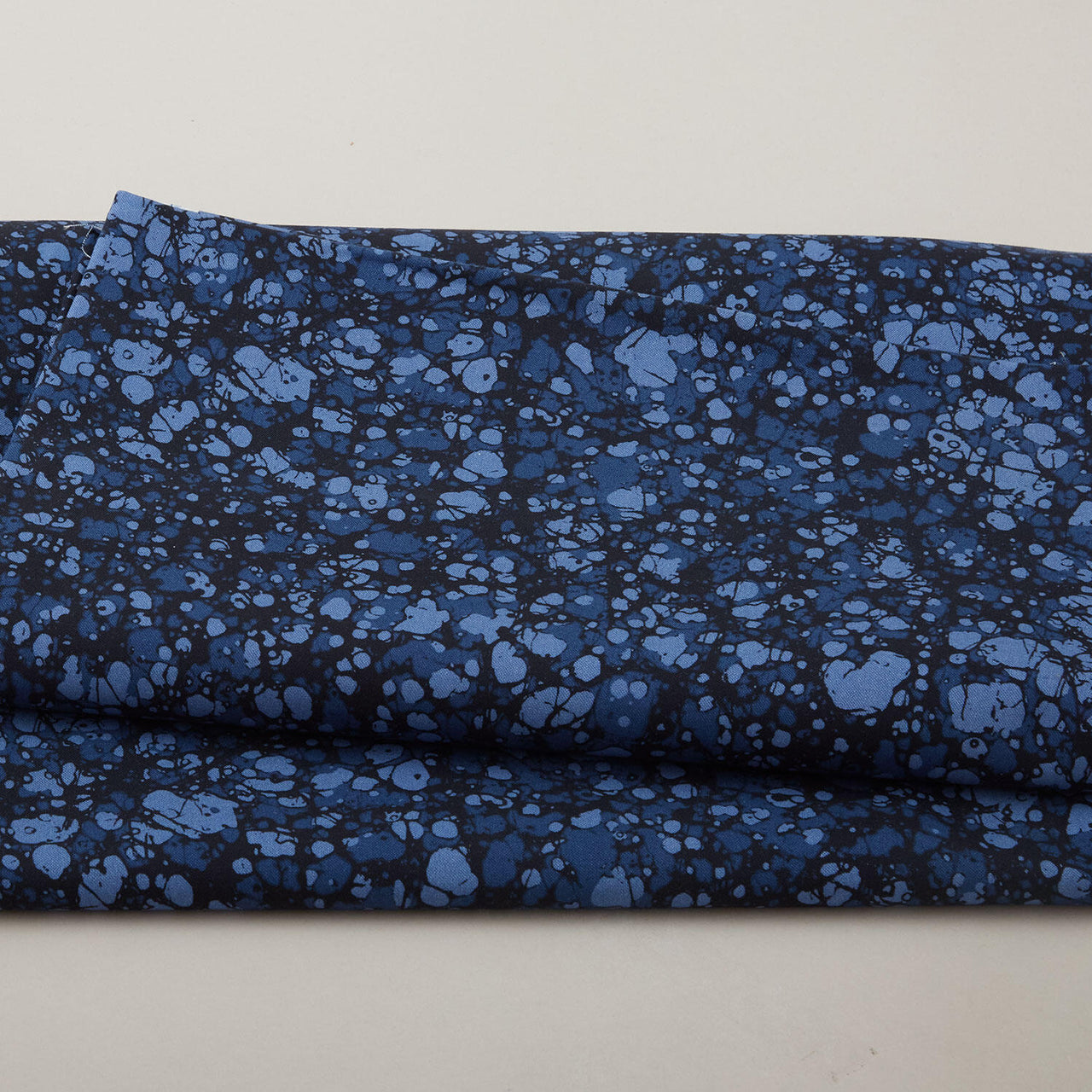 Crackle Mosaic 108" - Crackle Blue 3 Yard Cut