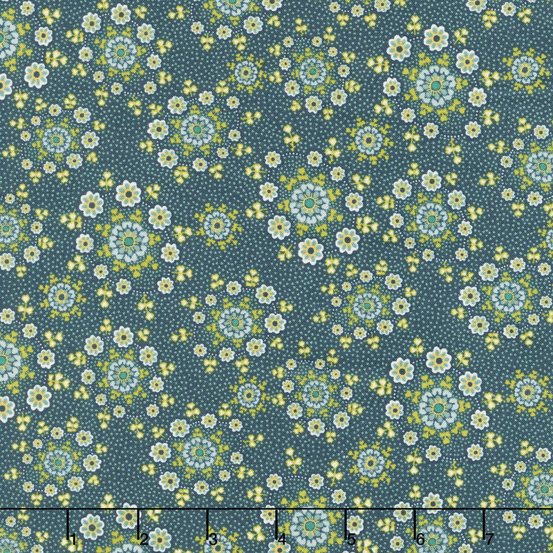 Love Struck - Daisy Wreaths Navy Yardage
