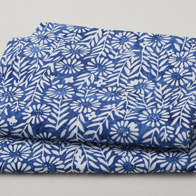 Liberty Batiks Favorites - Flower Field Blue Cornflower 2 Yard Cut