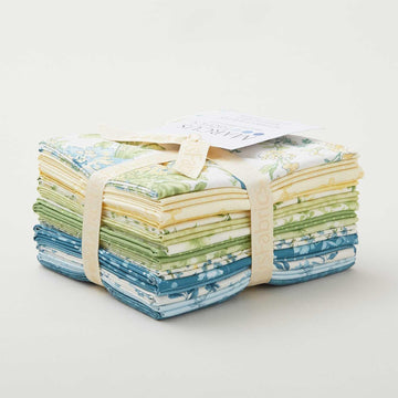Buttercup & Blues Fat Quarter Bundle