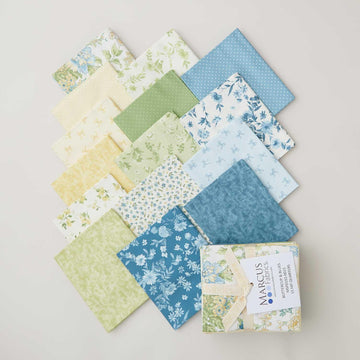 Buttercup & Blues Fat Quarter Bundle