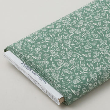 Cottage Flowers - Daisy Green 8 Yard Bolt