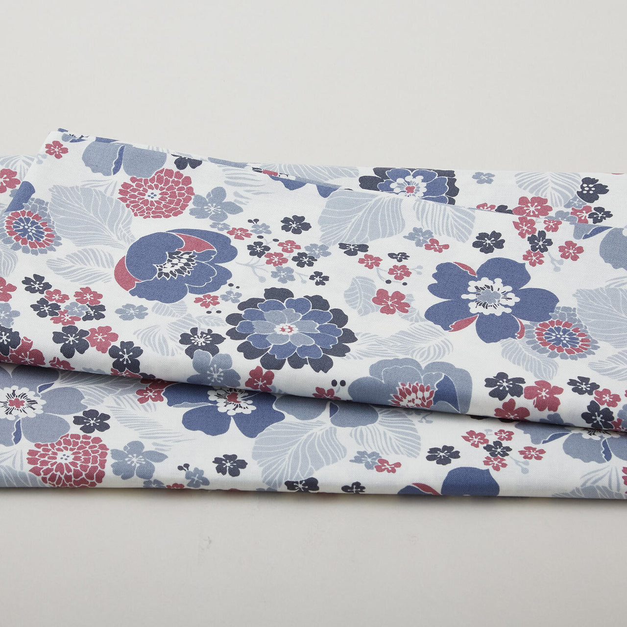 Carnaby Street - Focal Floral Cream 2 Yard Cut