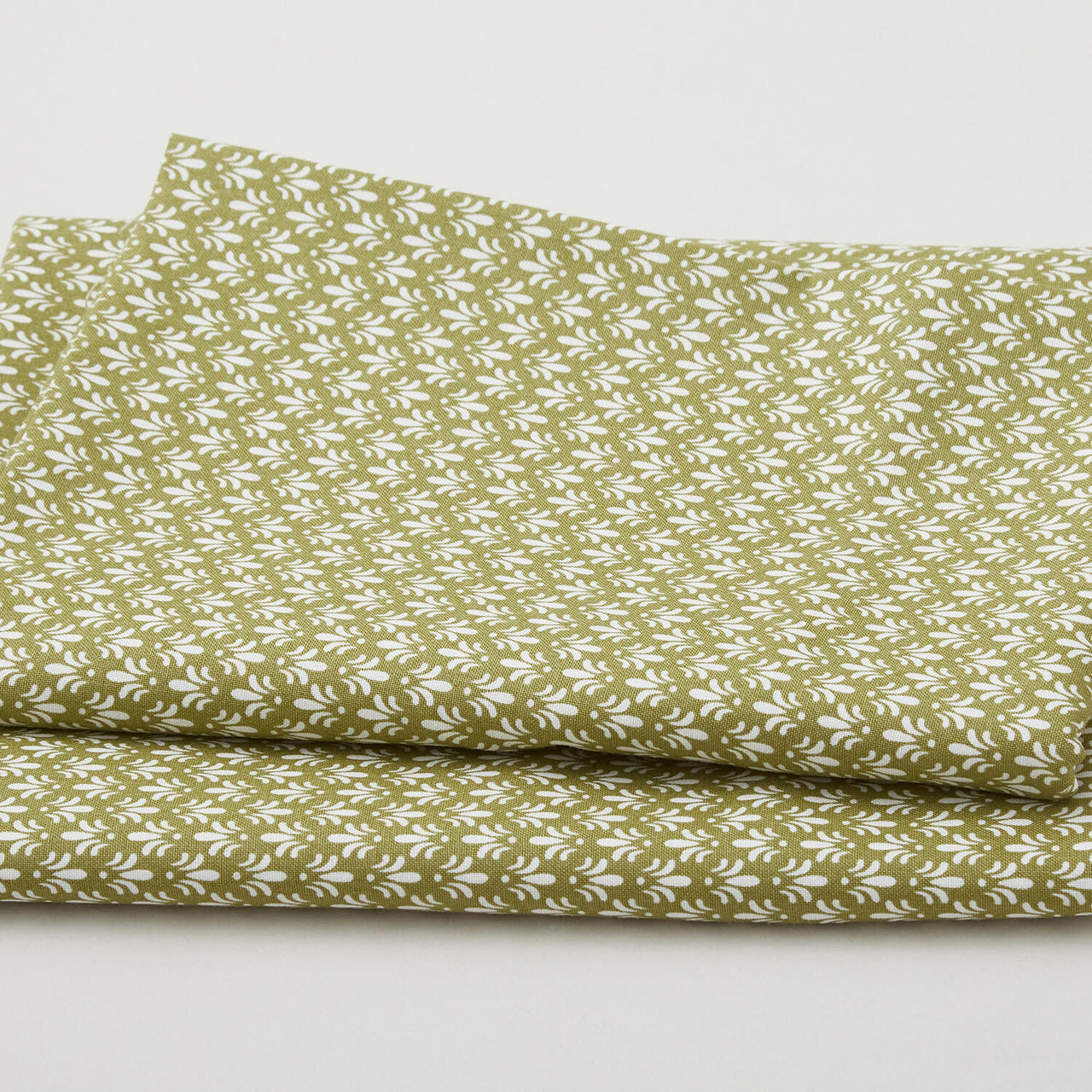 Sensibility Favorites - Fleur de lis Green 2 Yard Cut