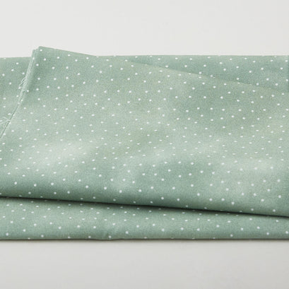 Watercolor Hydrangeas Favorites - Scatter Dot Green 2 Yard Cut