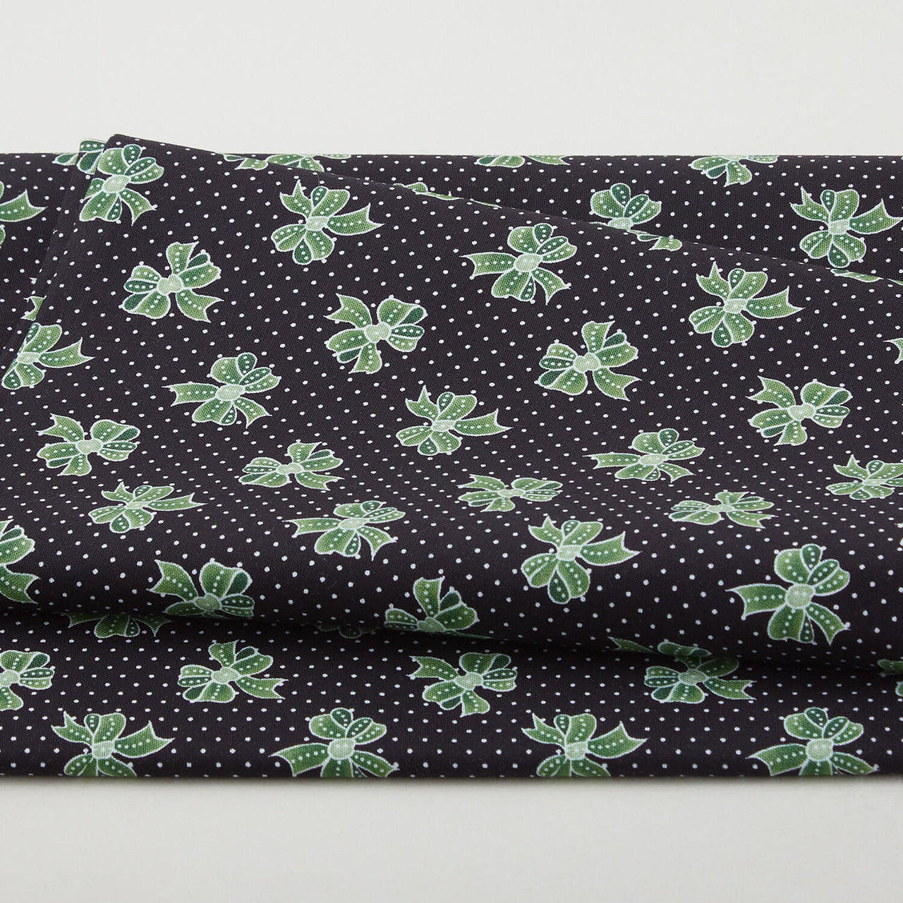 Evergreen Bows Favorites - Bows Black 2 Yard Cuts