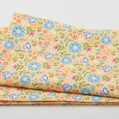 Fiesta - Folkloric Flowers Yellow 2 Yard Cut