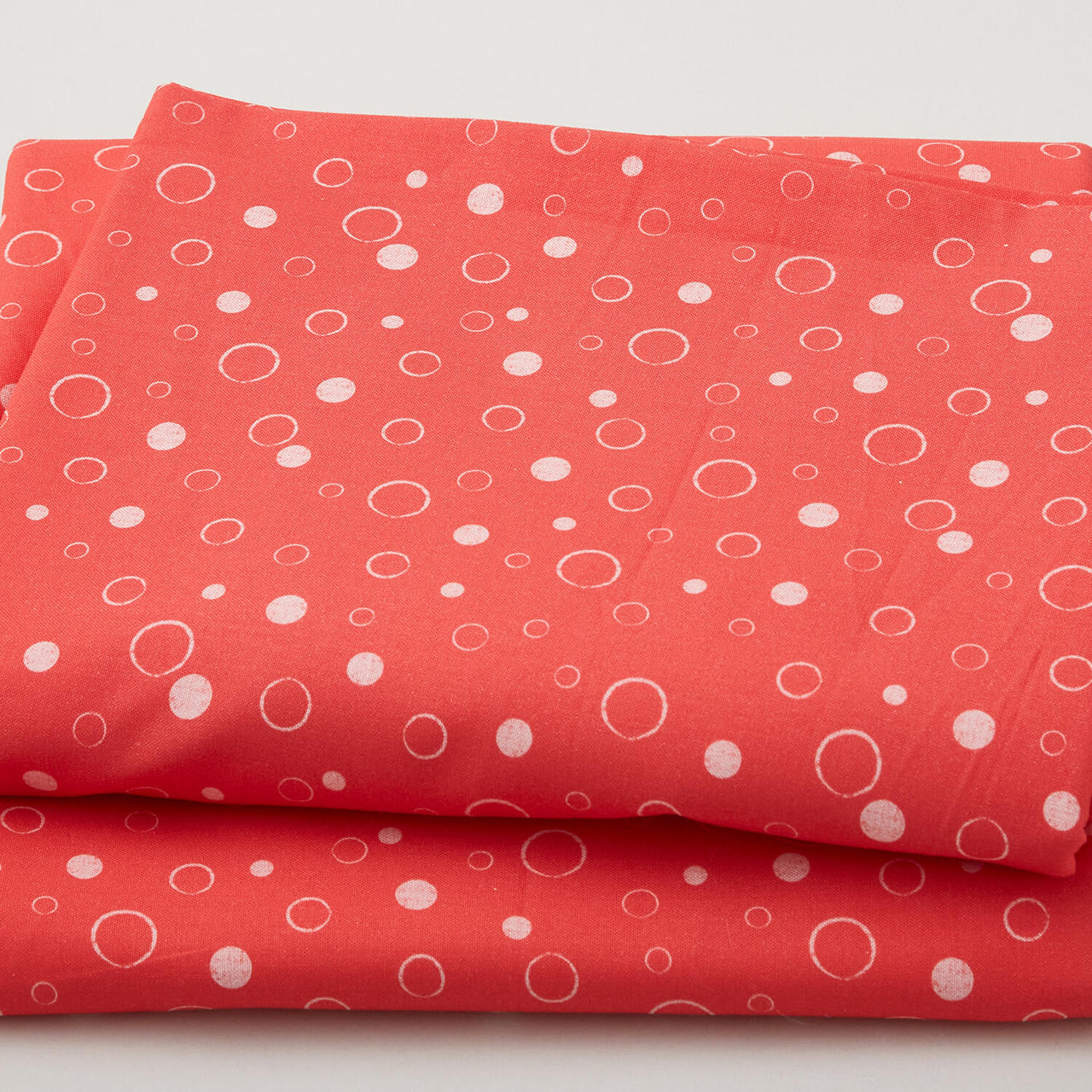 Sea Bubbles on 108" Widebacks Red 3 Yard Cut