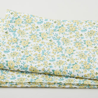 Blossom Bliss - Blooming Roses White 2 Yard Cut