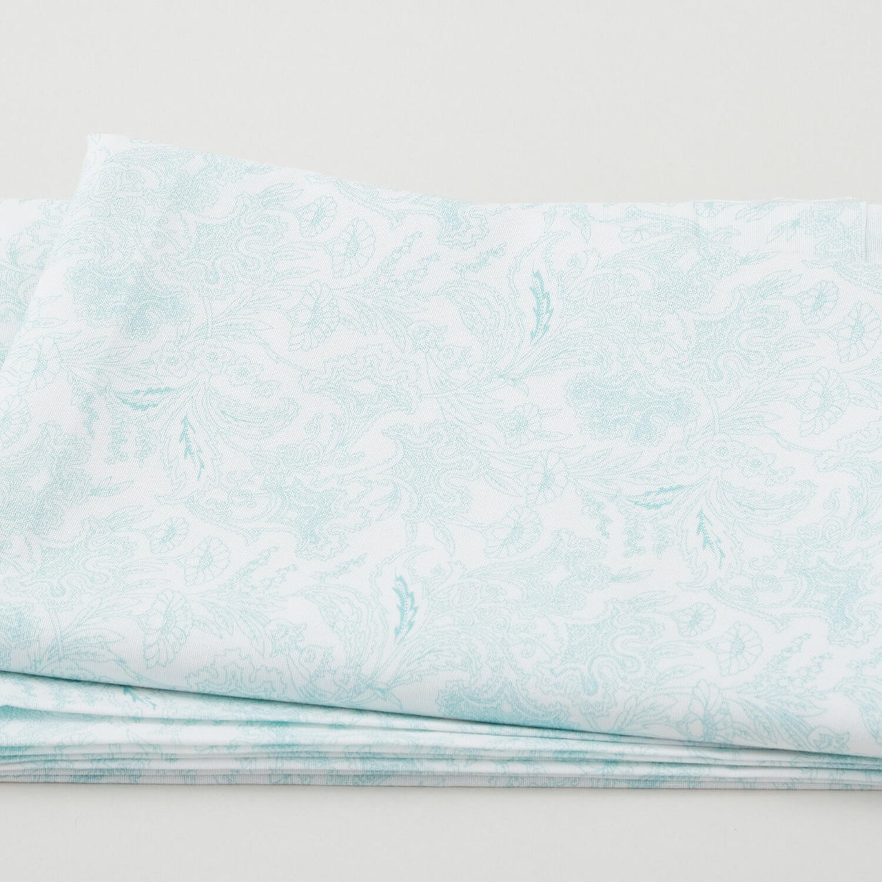 Blossom Bliss - Bohemia White 2 Yard Cut