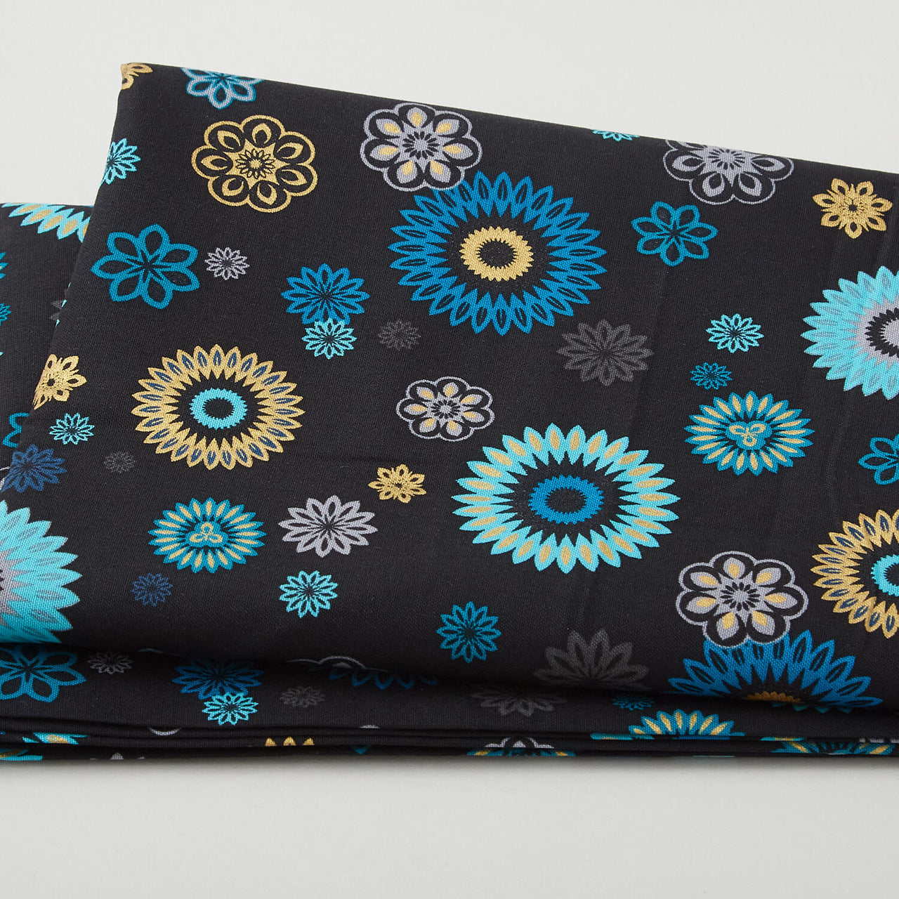 Magnificent Peacock - Festive Medallion Black 2 Yard Cut