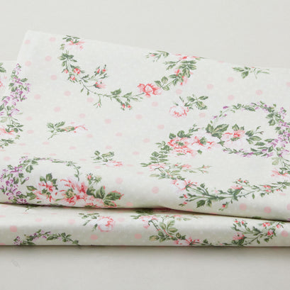 Budding Roses - Everything's Coming Up Roses Cream 2 Yard Cut