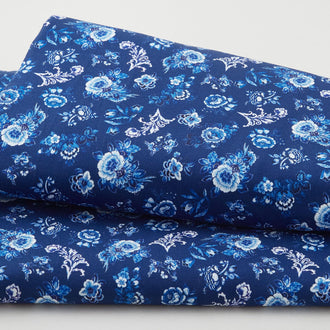 Widebacks - Delft Floral Royal 108" Wide 3 Yard Cut