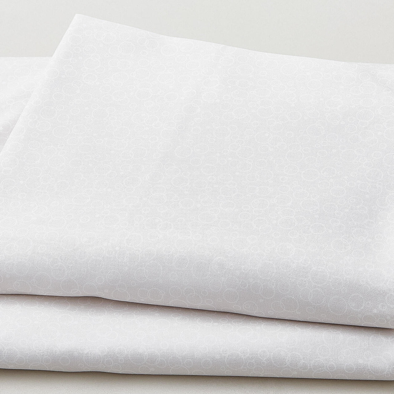 Bubble Bath - White 108" Wide 3 Yard Cut