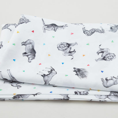 Black & White & Bright Allover - Wonders Of Safari White 2 Yard Cut