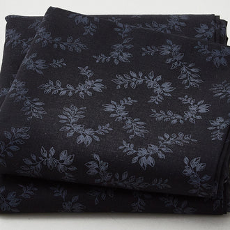 Blackout - Leaves Black 2 Yard Cut