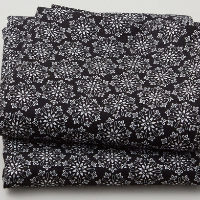 Blackout - Snowflake Jet 2 Yard Cut