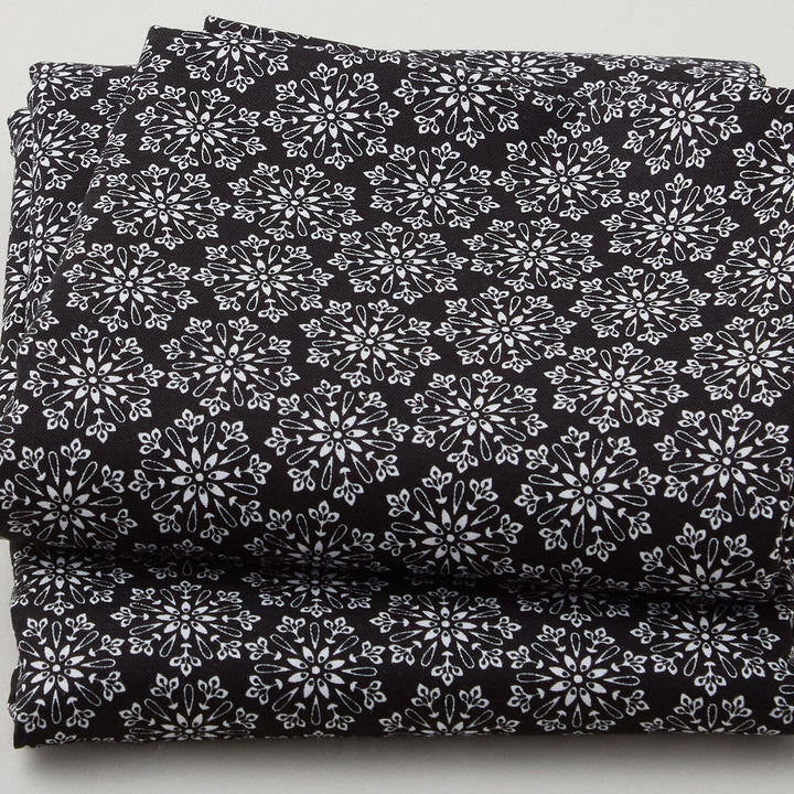 Blackout - Snowflake Jet 2 Yard Cut