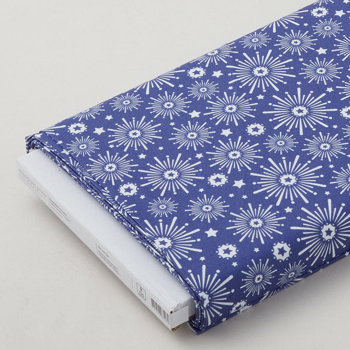 Summer Stars - Fireworks Navy 8 Yard Bolt