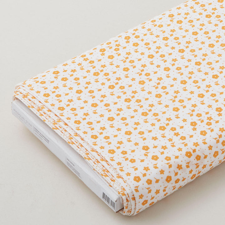 Citrus & Sunshine - Ditsy Floral White 8 Yard Bolt