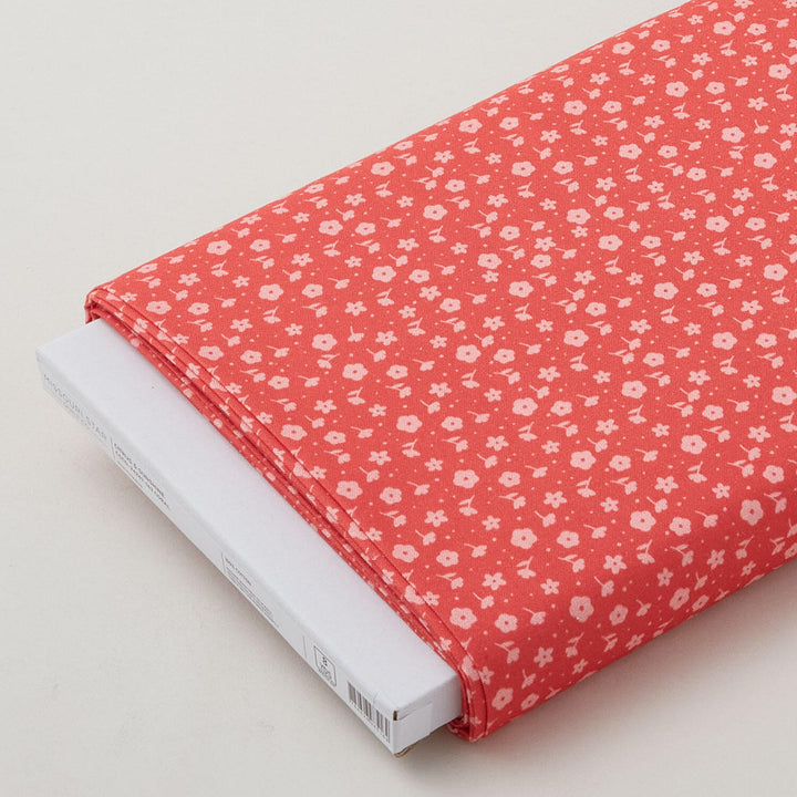 Citrus & Sunshine - Ditsy Floral Coral 8 Yard Bolt