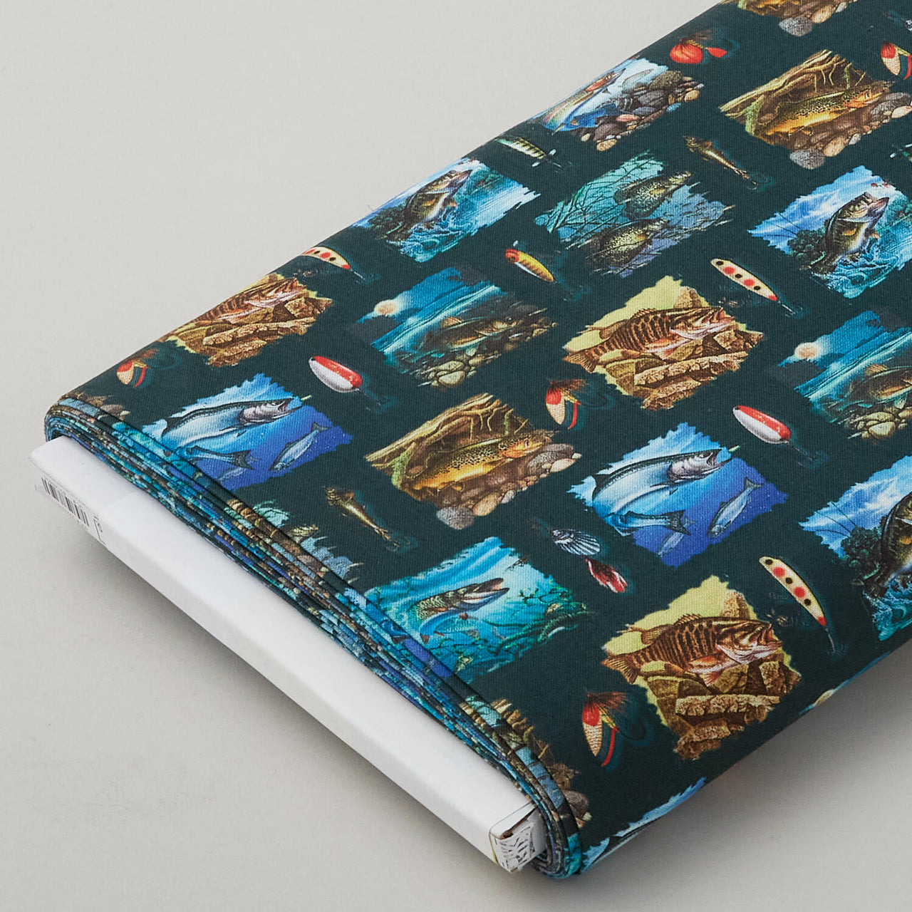 Scenic Fish - Fish Views Forest 8 Yard Bolt