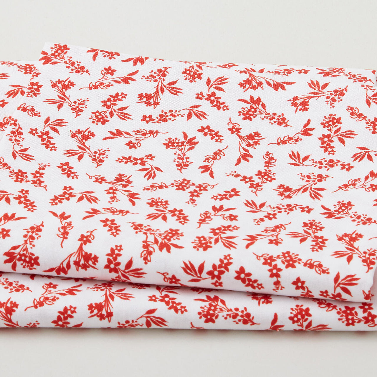 Crimson Posies Favorites - White Tossed Floral Sprigs 2 Yard Cut